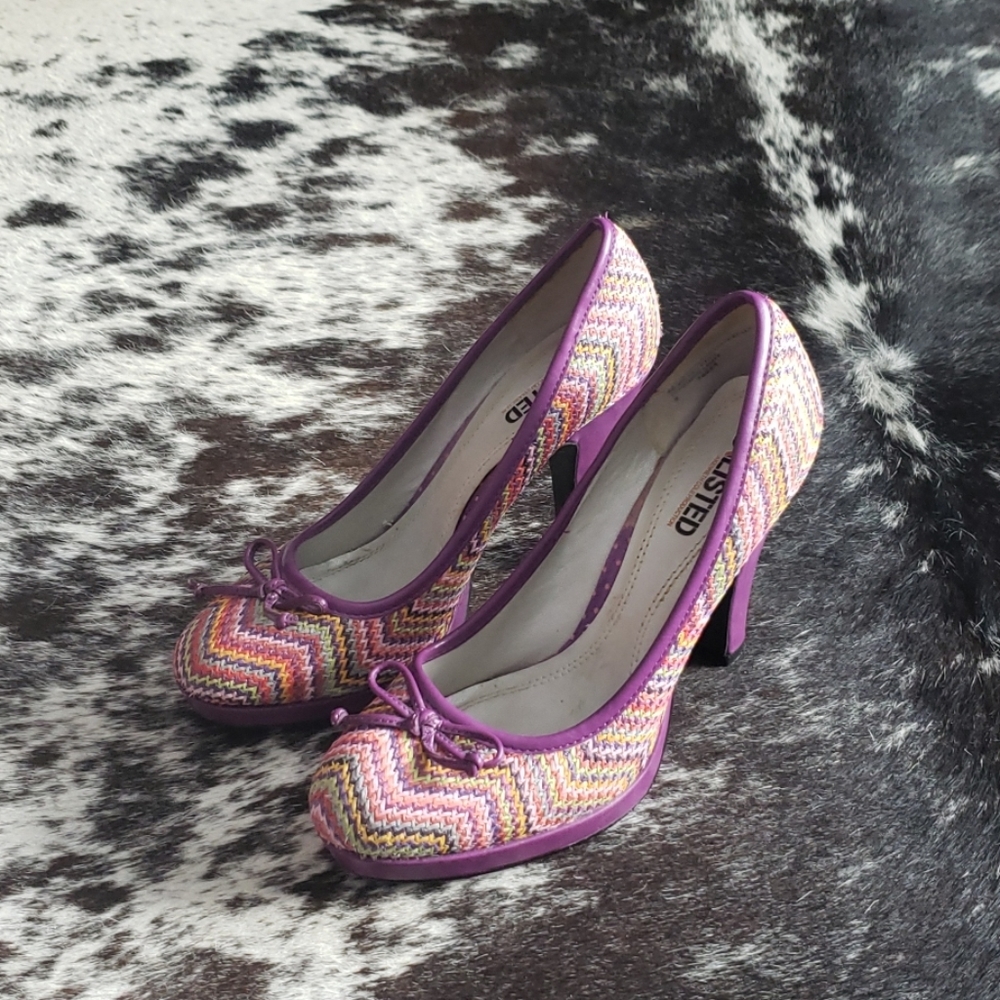 UNLISTED -Kenneth Cole Heels